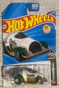 Hot Wheels #22 Instant Boost 2026 blanco - Imagen 1 de 1