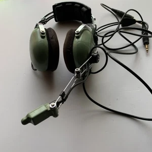 David Clark Twin Plug Aviation Headset - Picture 1 of 15