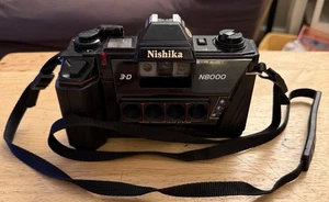 Nishika N8000 35 mm fotocamera lenticolare stereo quadrascopica 3D obiettivo quadrato con pellicola - Foto 1 di 11
