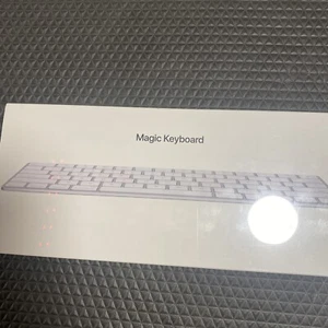 Apple Magic Keyboard - White (MLA22LL/A) - Picture 1 of 3