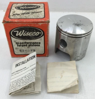 Arctic Cat (Spirit, Suzuki) Snowmobile .020 Oversized Piston Wiseco 2268P2 Foto 1 de 4
