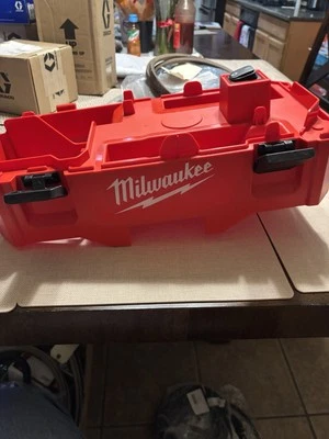 Genuine Milwaukee 14-38-0012 Middle Housing Assembly For Wet/dry Vaccum M18 - Image 1 of 4