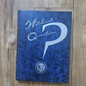 RARE VINTAGE 2001 HAMPTON UNIVERSITY YEARBOOK, THE HAMPTONIAN, VIRGINIA HBCU - Picture 1 of 18