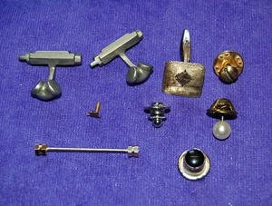 Lote de tachuelas surtidas vintage, gemelos individuales, pendientes individuales, alfileres y más - Imagen 1 de 2
