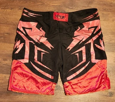 Venum Men's MMA Fighting Tribal UFC Red Black Shorts Size Large - Image 1 of 4