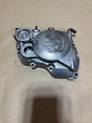 06-07 HONDA TRX450ER OEM ENGINE MOTOR STATOR GENERATOR CASE COVER 11340-HP1-600 - Image 1 of 4