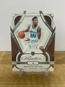 Tarjeta de novato 2023-24 Panini NBA impecable Brandon Miller PLATA BASE DIAMANTE 3/20 - Imagen 1 de 2