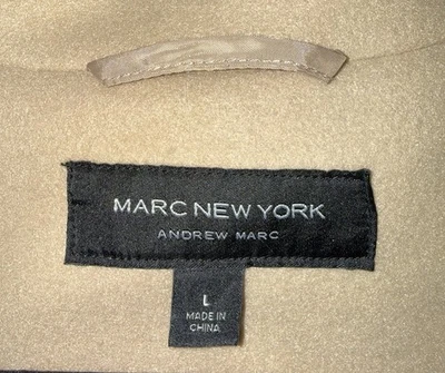 Abrigo grande para mujer Marc New York 100 % poliéster, 23 pulgadas Pit-to-Pit, longitud 39,5 pulgadas Foto 1 de 4