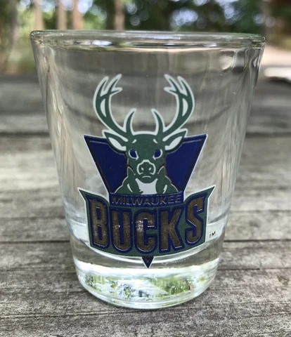 Milwaukee Bucks 1993-2006 Deer Logo 1 oz Hunter Shot Glass Basketball NBA Cover