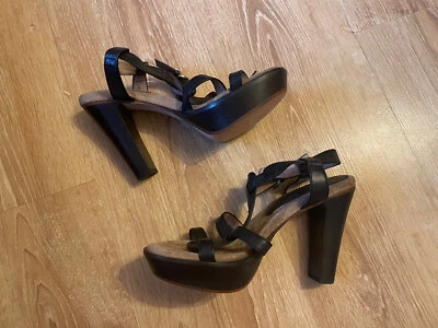 Biviel Sandalias Plataforma Cuero, 8.5, Nuevas Foto 1 de 4