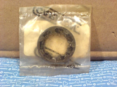 RODA DENTADA ARO CARLTON PARA HUSQVARNA, HOMELITE E OUTROS. Peça nova K27SR J-102 - Imagem 1 de 2