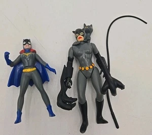 Batman The Animated Series Catwoman Action Figure Cat Claws 1993 Kenner Completo - Foto 1 di 2