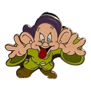Disney Dopey Pin Snow White and the Seven Dwarfs Silly Face Tongue Preowned - Picture 1 of 2