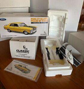 Classic Carlectables EMPTY BOX+Cert. XY Falcon Phase111 GT-Ho Yellow Gold1:18