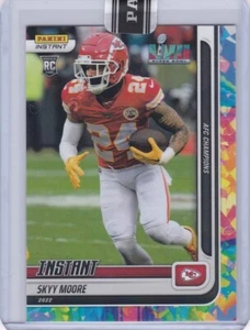Skyy Moore CHIEFS 2022 PANINI INSTANT AFC CHAMPIONS #248 VERSICOLOR 2/5 RC - Picture 1 of 2