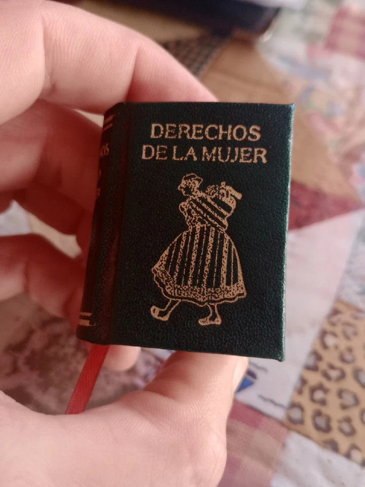 DERECHOS DE LA MUJER. Mágico Mundo De Los Minilibros. Editora Guzman - Imagen 1 de 4