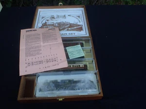 Juego de tren vintage Trix CIWL Orient Express HO 3 vagones 3894 Bayern motor caja de madera - Imagen 1 de 24