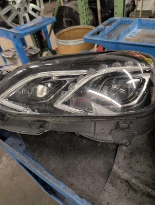 Driver Headlight 212 Type Station Wgn E400 Fits 14-16 MERCEDES E-CLASS 1009239 - Image 1 of 2