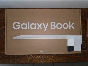 Samsung Galaxy Book4 15.6", Core i3, RAM 8GB,256GB SSD, NP750XGJ-KG5IT SIGILLATO - Afbeelding 1 van 3