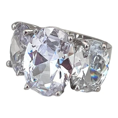 Anillo Firmado Joan Rivers 3 Piedras Enorme Circonita Cúbica Cóctel Talla 8.5 5W Foto 1 de 4