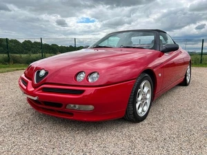 ALFA ROMEO SPIDER 2.0 MANUAL CONVERTIBLE * FULL TANNED LEATHER * TOP GRADE * - Picture 1 of 20