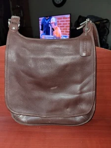 Vintage Coach 9135 Saddle Brown Leather Slim Hippie Flap Crossbody Purse - Picture 1 of 4
