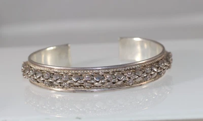 Brazalete abierto chino antiguo o vintage de plata de ley 925  Foto 1 de 4