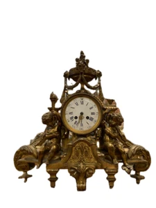 ANTICO OROLOGIO A PENDOLO LUIGI XV BRONZO DORATO CON AMORINI PARIGI - Foto 1 di 9