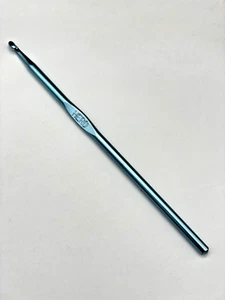 Vintage Hero Crochet Hook Size G Made in The USA Blue - Picture 1 of 9