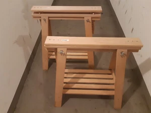 IKEA FINNVARD 002.252.93, 2 Holzböcke mit Ablage, Buche, kein Versand siehe Text - Bild 1 von 3