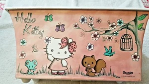 Hello Kitty - Sanrio - Pink Gardener 31x16x16 - Original & Beautiful - New - Picture 1 of 5