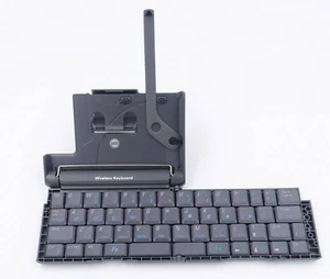 Palm Pilot PDA Handheld Accessory - Infrared IR Wireless Keyboard Model P10946U - Picture 1 of 2