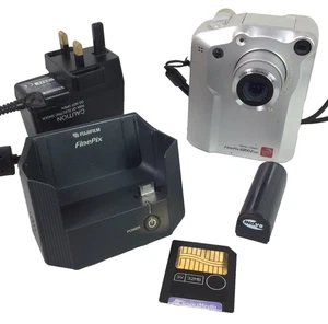 Fujifilm Digital Camera Finepix 6800Z Zoom 3.2MP Super CCD Charging Cradle - Picture 1 of 24