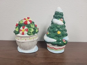 Vintage Christmas Tree Salt & Pepper Shakers Mary Engelbreit Enesco 2000 Holiday - Picture 1 of 5