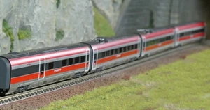 Arnold HN3514 Set de 4 complémentaires pour TGV Frecciarossa 1000, FS, N 1/160 - Picture 1 of 10