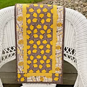 Summer Table Runner Lemons 14 1/2 X 36 Handmade NEW Cotton Lined Kitchen Decor - Picture 1 of 11