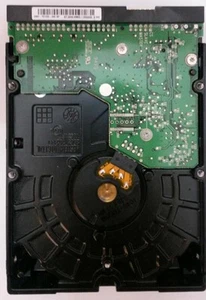 BOARD ONLY WD WD400BB-00JHC0 IDE PCB:2060-701292-000 RevA DCM:HSBHYTJAH - Picture 1 of 3