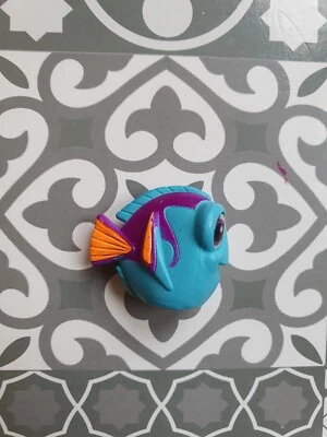 Disney Doorables Neon - Finding Nemo - Dory - Image 1 of 3