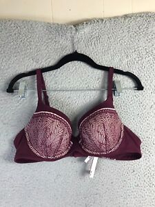 Body By Victorias Secret Bra 38B Purple Lace Lined Demi Underwire