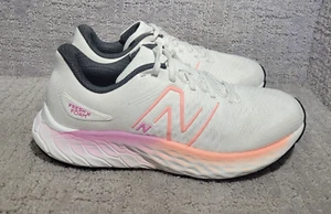 New Balance Fresh Foam Men's Size 9.5 Women's Size US 11 White Running Sneakers. - Picture 1 of 9