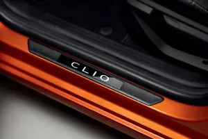 Protectores de entrada originales para puerta delantera Renault Clio V - Imagen 1 de 1