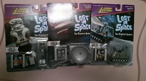 JUPITER 2, ROBOT B9, & CHARIOT 3x Johnny Lightning Lost in Space vehicles NEW - Picture 1 of 5