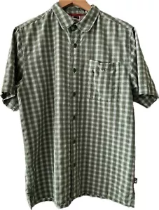 The North Face Plaid green button up short sleeve shirt size M zip pocket - Picture 1 of 9