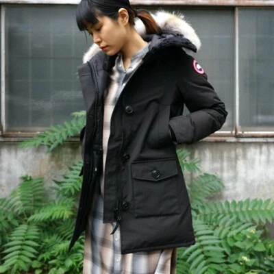 Canada Goose - Mujer Talla XS - Chaqueta de Plumón Parka Bronce Montebello Negra 2603JL Foto 1 de 4