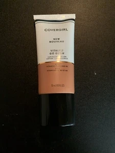COVERGIRL Vitalist Go Glow Luminizing Lotion #2 SUNKISSED - Picture 1 of 2