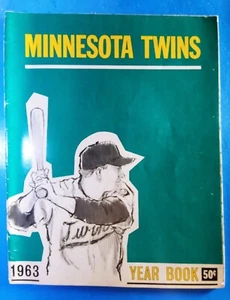 1963 MINNESOTA TWINS YEARBOOK Harmon Killebrew Jim Kaat Tony Oliva - Picture 1 of 5