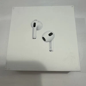 NEU Apple AirPods (3. Generation) MPNY3AM/A & Lightning Ladecase Original - Bild 1 von 3