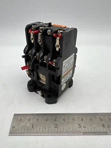 Klockner Moeller DIL 00-52 Contactor 115VAC Bobina OO-52 Hecho en ALEMANIA Unidad OEM - Imagen 1 de 10