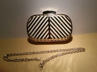 Vintage 'ARDEN B.' Bolso de Mano / Bolso de Hombro... 4" x 6.5"... Blanco Hueso / Tono Dorado... Foto 1 de 4