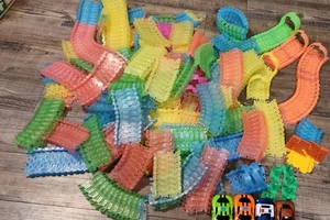 Huge Lot Of Magic Tracks Flexible Race Track And 7 Cars, Cars Not Tested.   Y - Picture 1 of 3